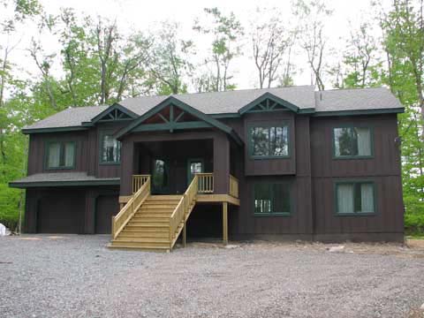 Lake Naomi vacation rentals