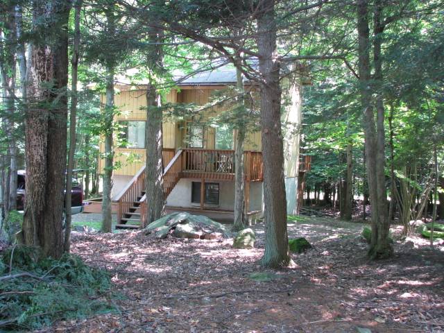 Lake Ariel vacation rentals