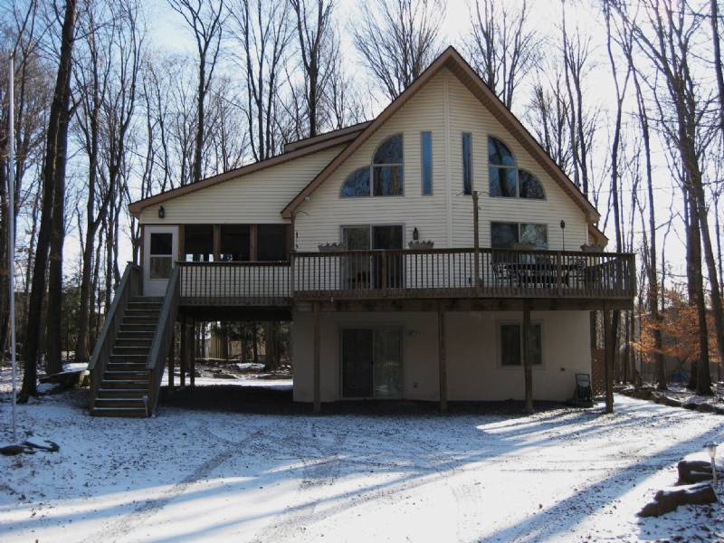 Lake Ariel vacation rentals